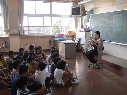 ３年　山内さん　「家康のかくれ井戸」「」子生まれ石