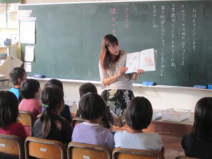 ２年　田村さん　「おまけのペンギン　タッキー」「おまえうまそうだな」