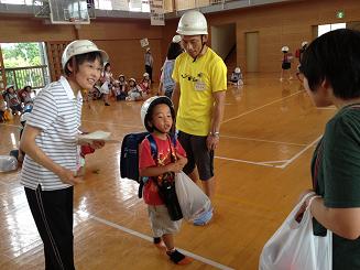 小学校の引き渡し